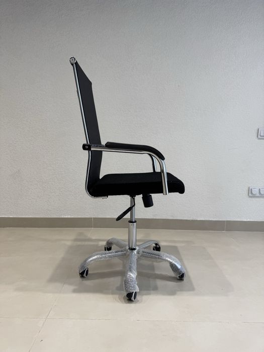 Офисное кресло Raum Kraft YS64-3