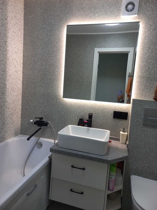 продается 2 комн. квартира