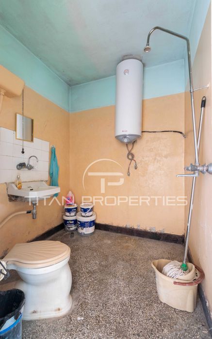 Продава се Многостаен апартамент в Пловдив, Кючук Париж - 104 кв.м за 711 €/кв.м - Снимка #11