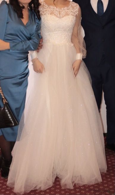 Свадебное платье