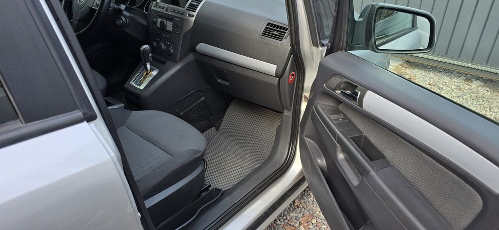 Opel Zafira B - 7 мест