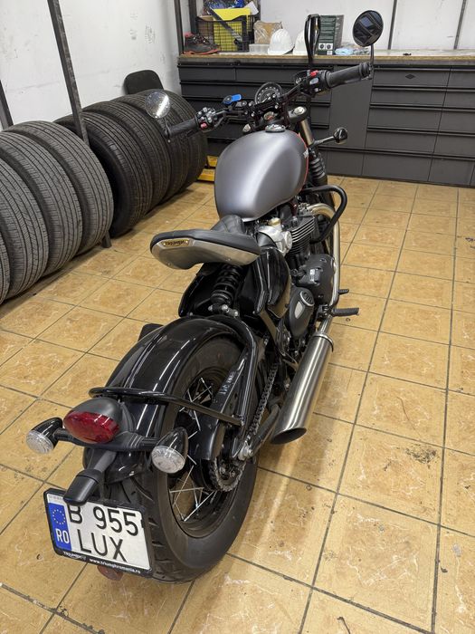 Vand triumph bonneville bobber