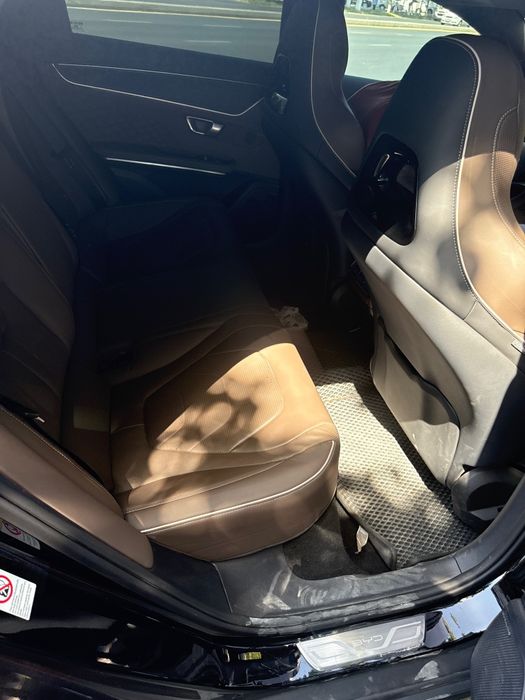 BYD Han dual motor 2023 йил чисто электро
Юргани 62000 км 
0–100 км/со