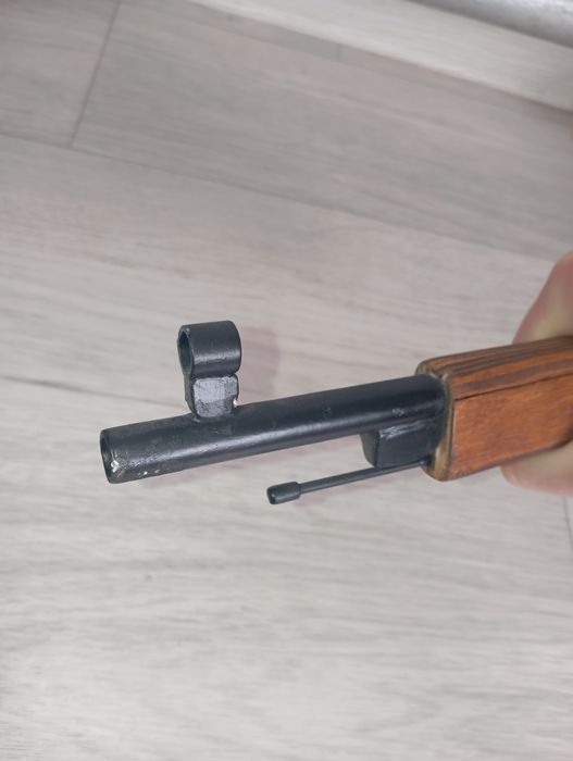 Продам игрушечную винтовку мосина