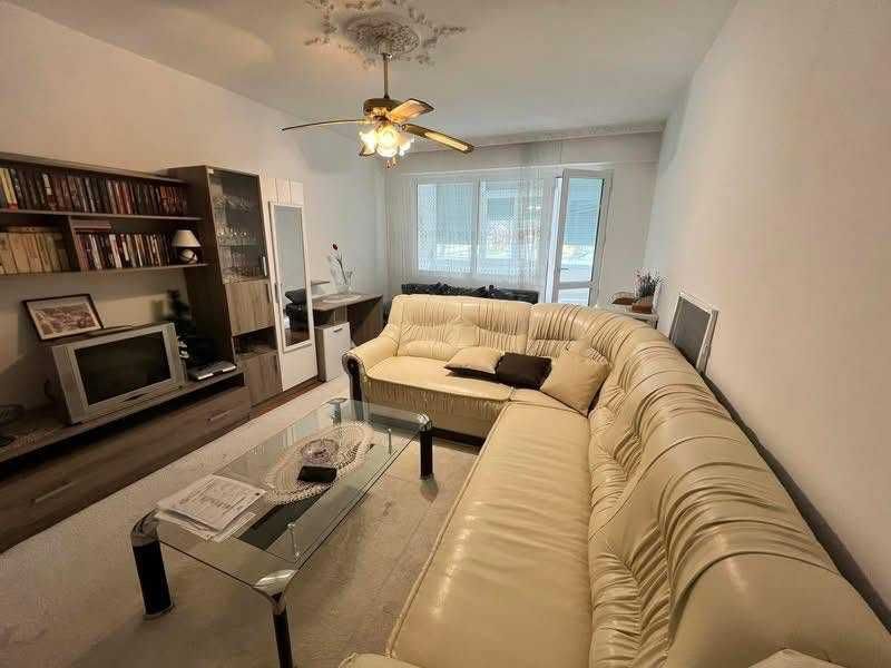 Двустаен апартамент, Запад 2, ет.1