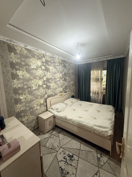 Продам квартиру Водник центр Автасалон Бектемир 77 серия 4 комнат евро