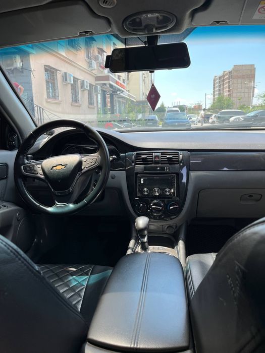 Chevrolet jentra 2023 avtomat toza navarot