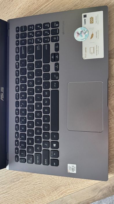 Laptop Asus VivoBook X509XA