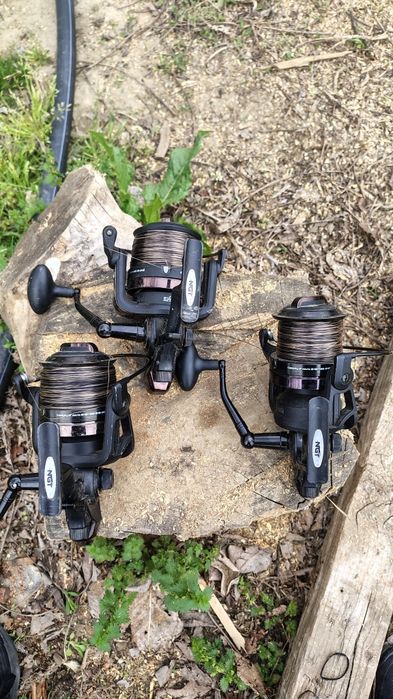 Продавам сет шаранджийски въдици