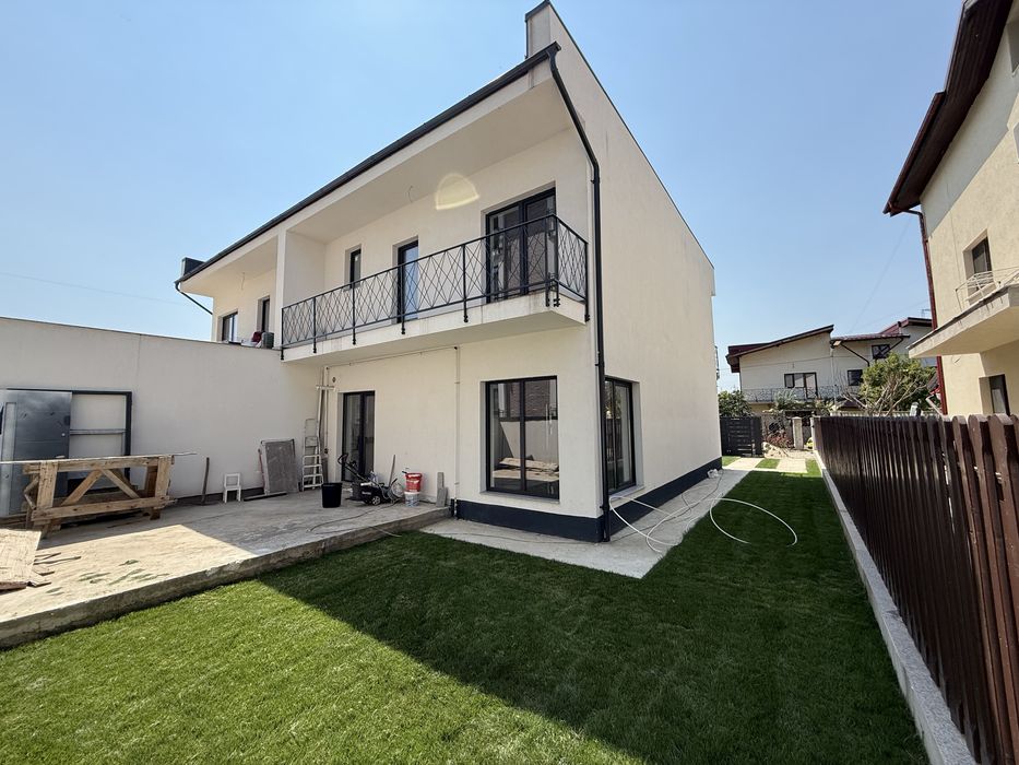 Casă/Vila de Vanzare