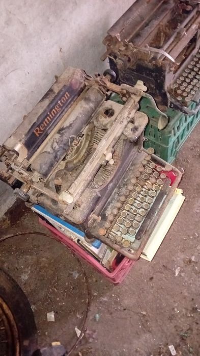 Стари пишещи машини