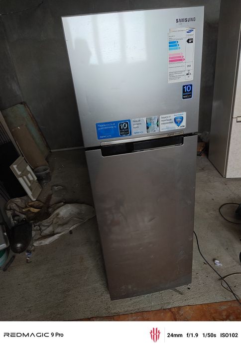 SAMSUNG холодильник продам