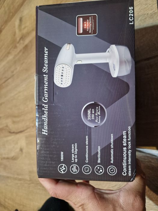 Steamer / Perie / Aparat de călcat - Fier de călcat cu abur