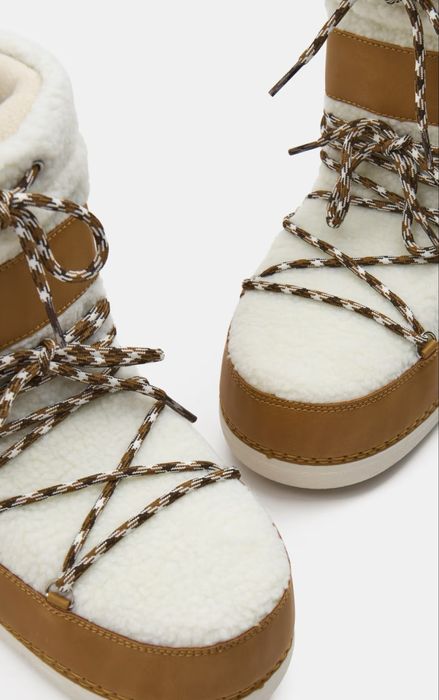 Cizme de zapada noi cu eticheta