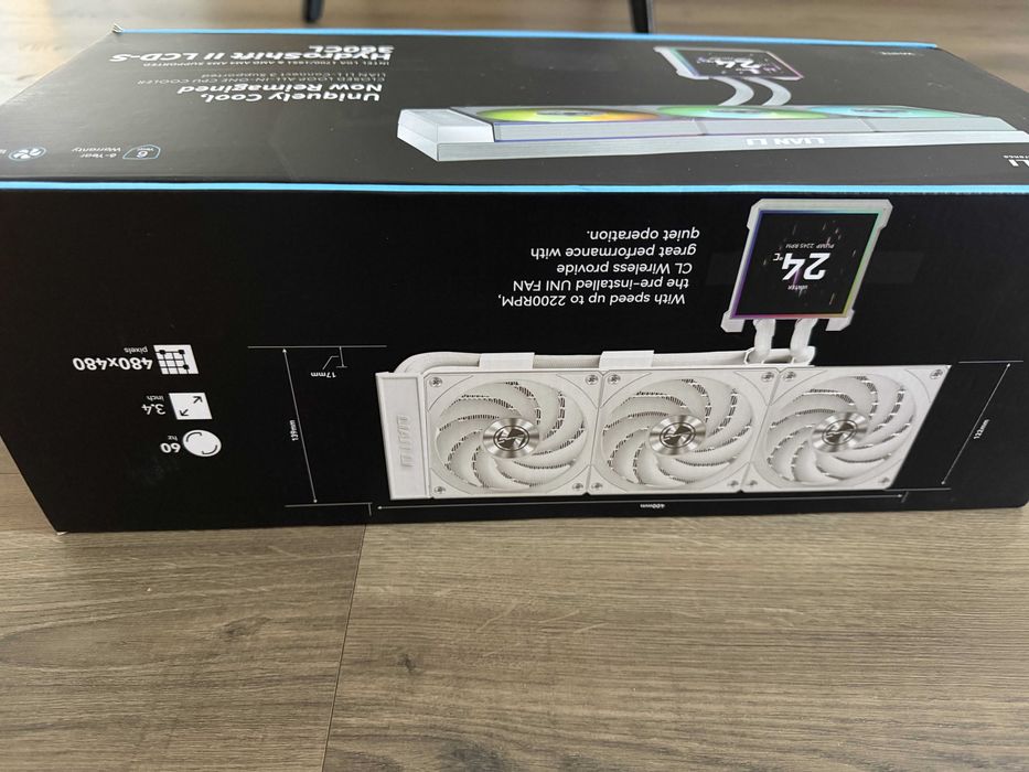 Продавам Lian Li HydroShift II LCD-S 360CL AiO, RGB, LCD Display