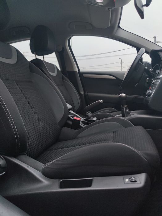 Citroen C4 1.6 hdi 100 cp an 2016 euro 6 /Navi