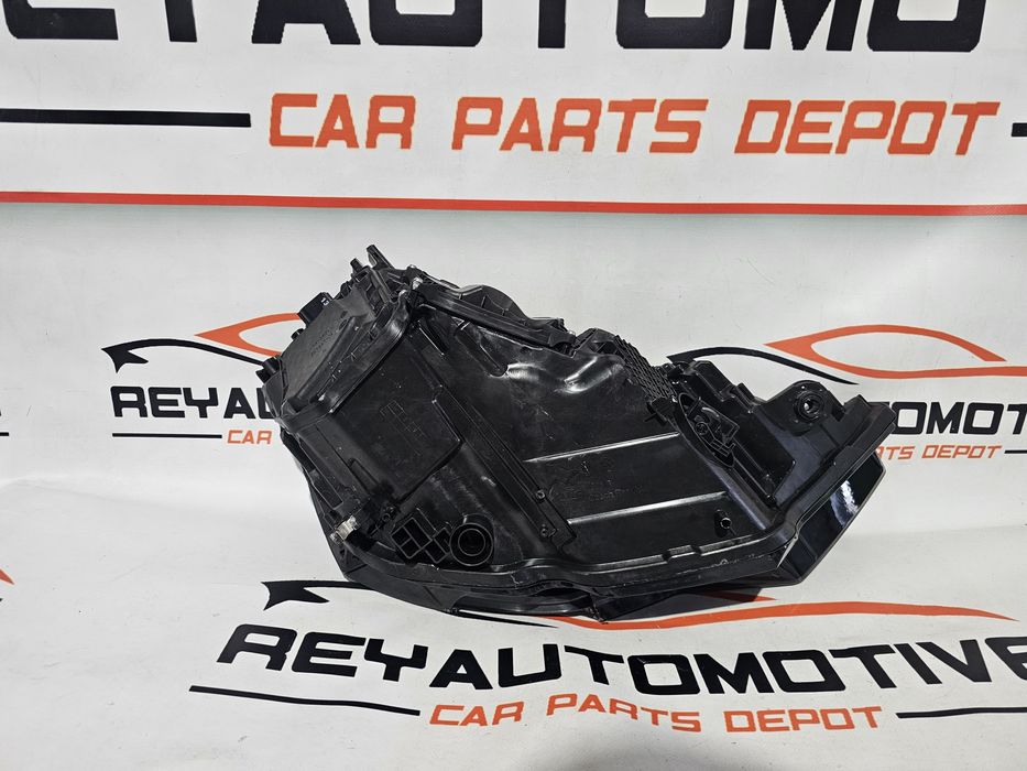 Far stanga matrix led Audi A6 4K dupa 2018 cod 4K0941035