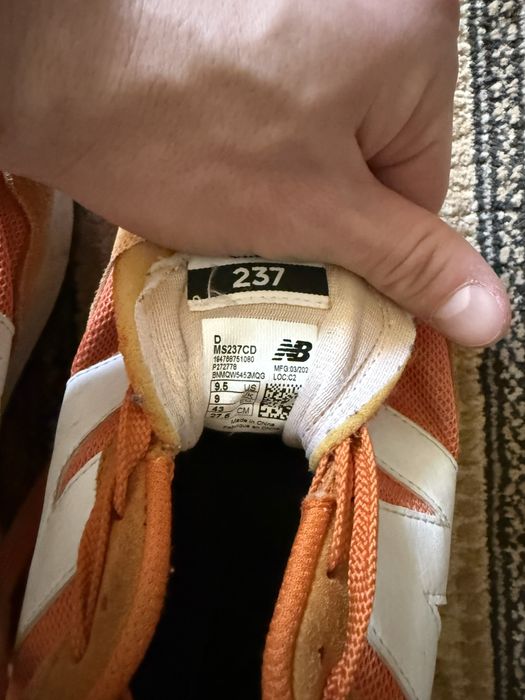 Adidasi New Balance 237 marime 43 portocaliu