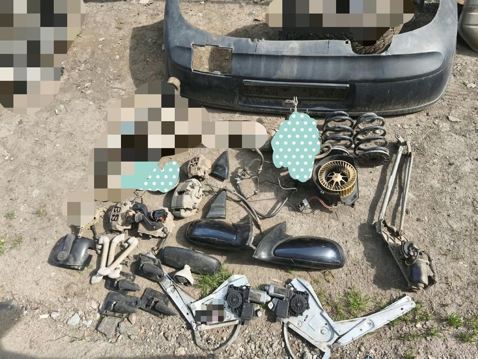 Зеркала суппорта  пружины на Опель омега б