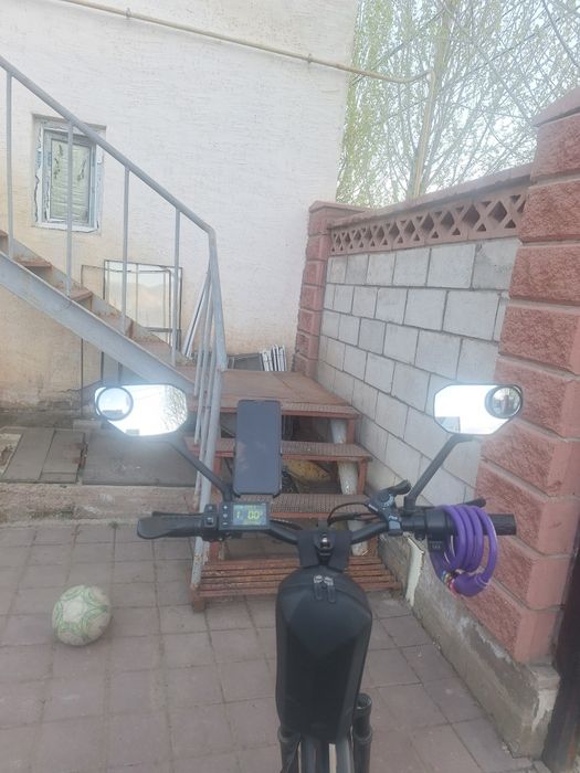 Продам электровелик DAVI  E-BIKF 2 батареи