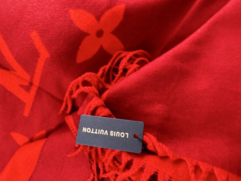 Дамски кашмирен шал Louis Vuitton