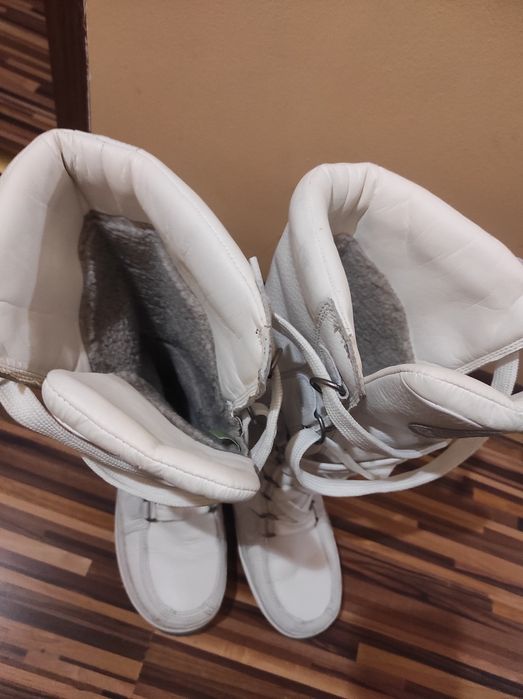 Cizme dama Timberland înalte -impermeabile piele  îmblănite