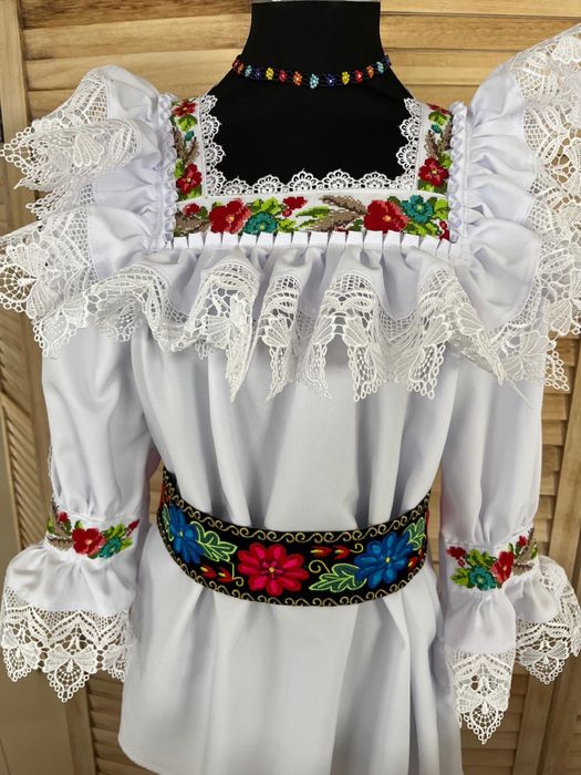 Camasa traditionala de Maramures cu brau pentru femei