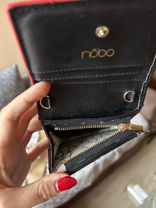 Дамско портмоне Nobo