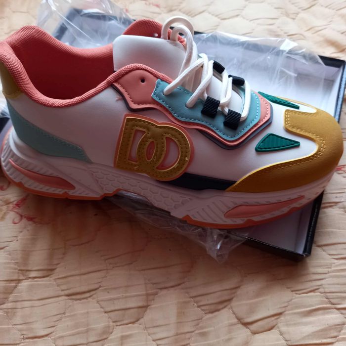 Продавам обувки