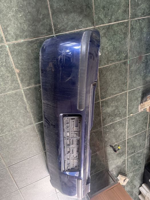 bara spate volkswagen polo 2001