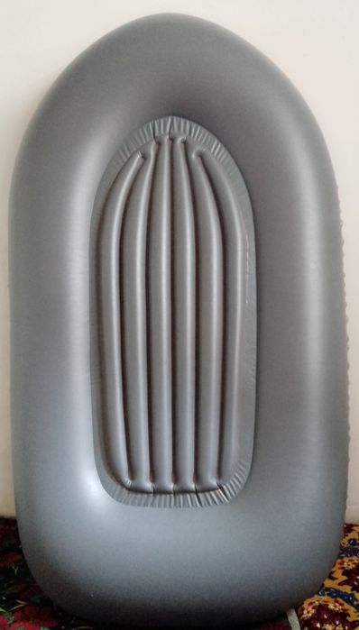 Qayiq, 149x85sm. 55kg Yangi
