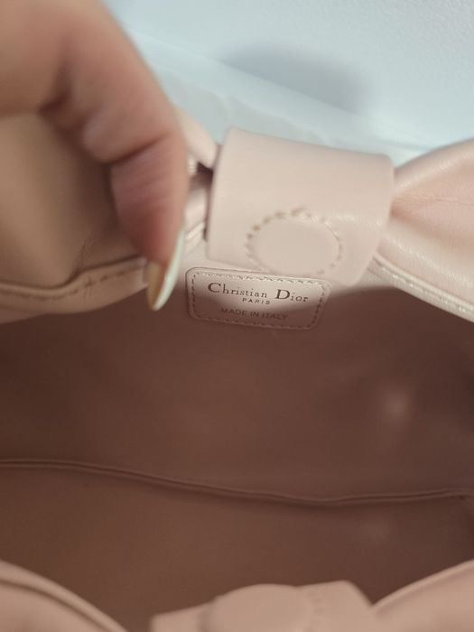 Налична чанта Dior Bow