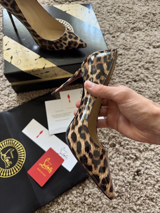 IN STOC | Pantofi cu toc Christian Louboutin Premium