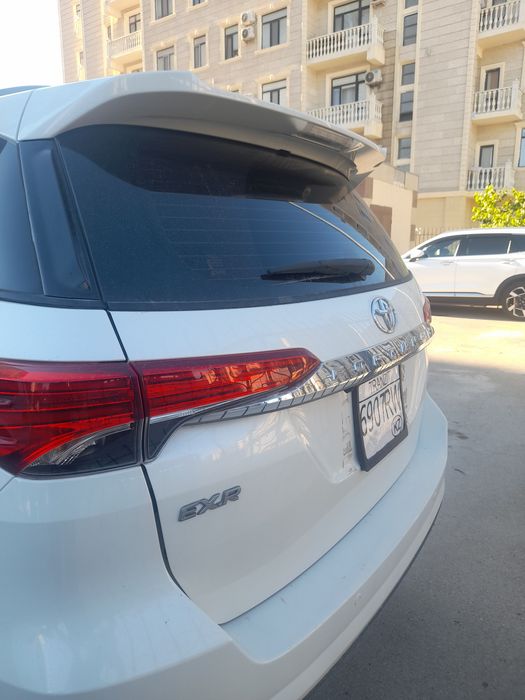 Toyota Fortuner.
