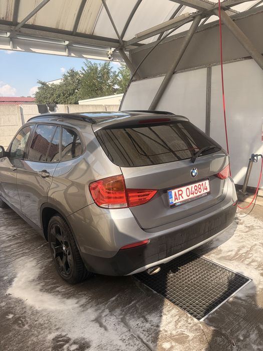 BMW X1 2011 — imagine 3