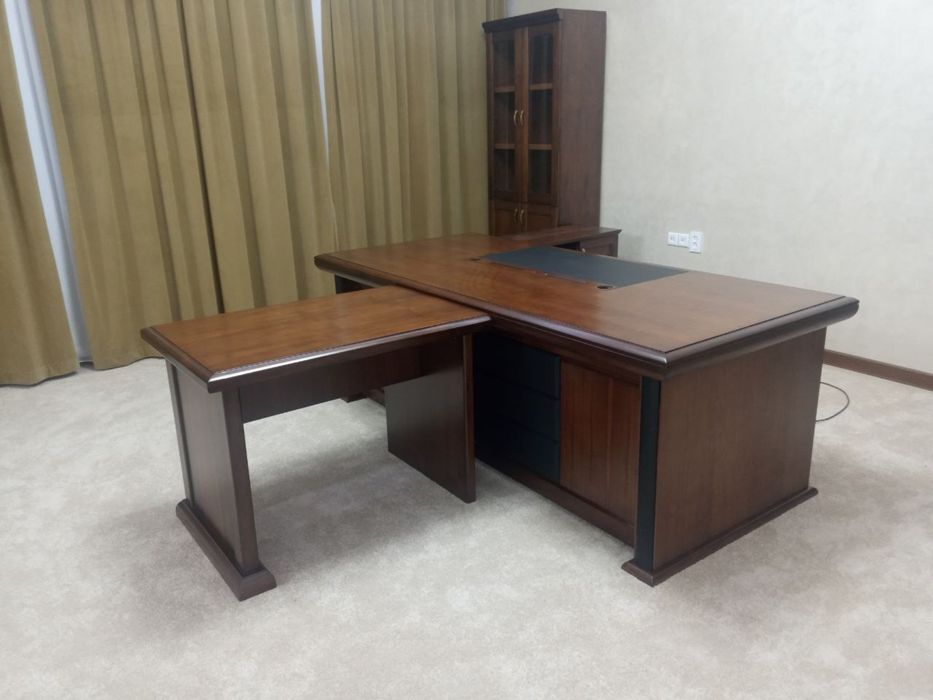 Ofis mebellar toplami