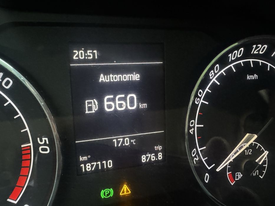Skoda Superb 2,0 d -2018-E6