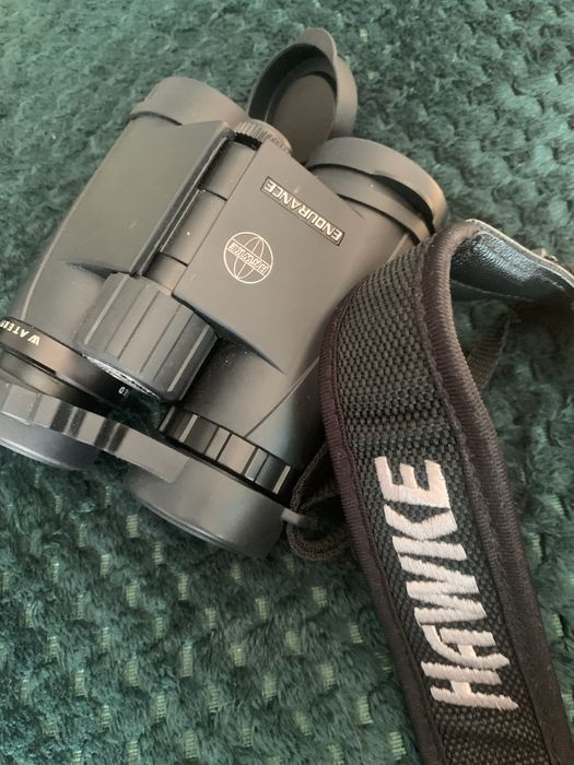Binoclu hawke endurance 8x32