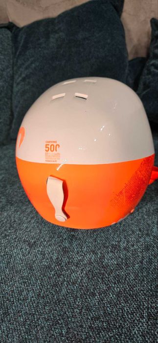 Детска каска за зимни спортове