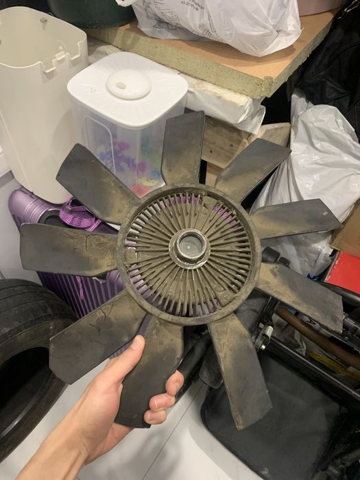 Вентилятор радиатора с вискомуфтой