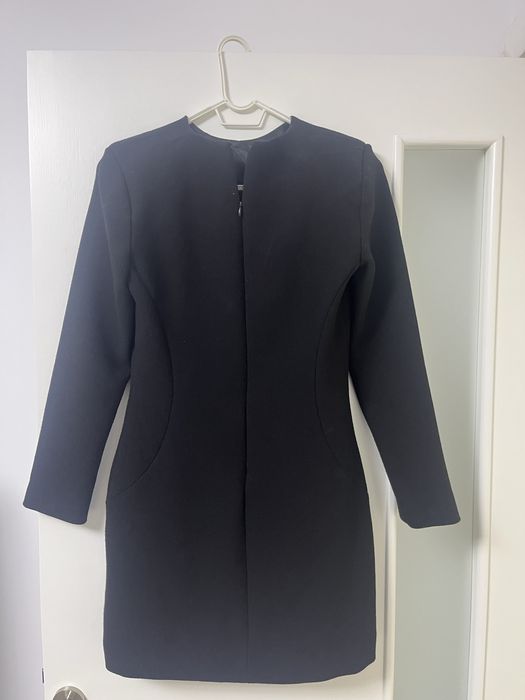 Vand rochie dama in stare impecabila