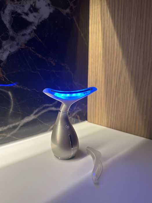 Dispozitiv facial inteligent