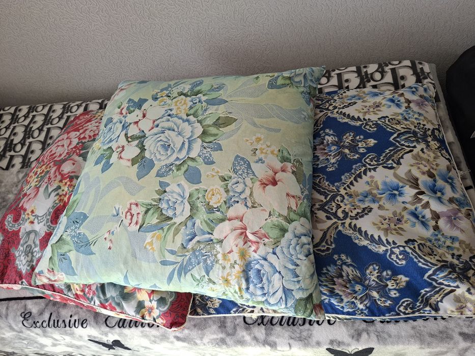 Новая подушка гусиный