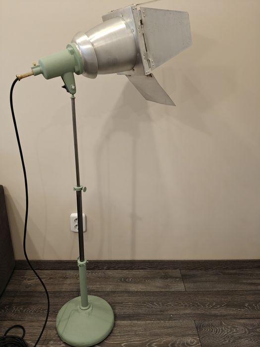 Винтидж осветителна студинна  лампа