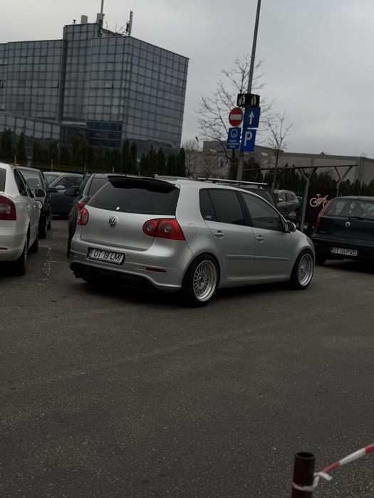 Volkswagen golf 5  2.0 bkd 140hp