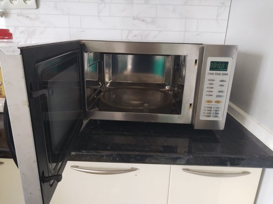 Микроволноввя печь