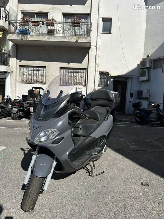 Piaggio X9 Evo Xevo 125 180 200 250 400 500 всички години Пиаджо Х9 ево Хево Скутер мотор НА ЧАСТИ