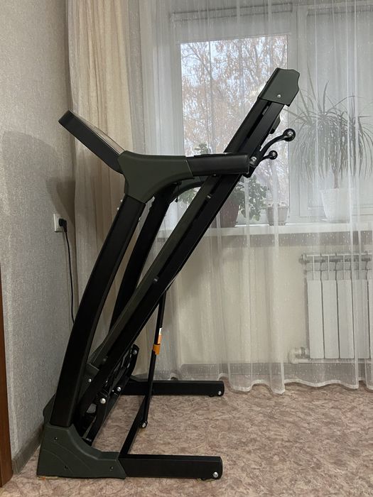 Беговая дорожка HYGGE