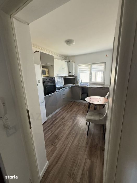 Apartament 2 camere parter 2 locuri parcare Calea Cisnadiei — fotografia 1