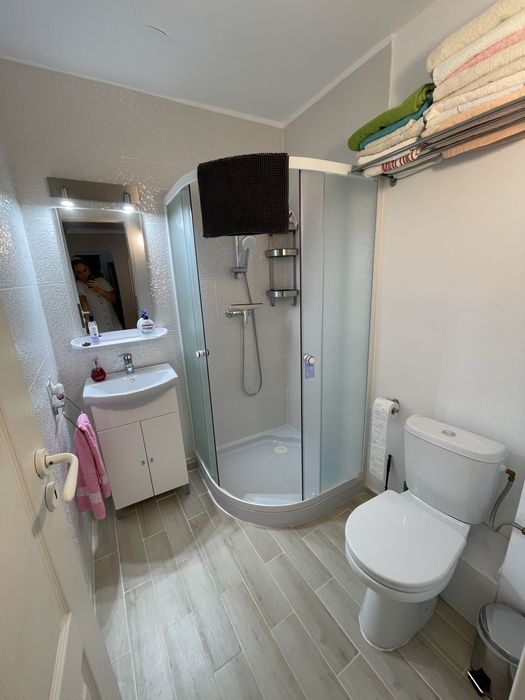 Apartament superfinisat cu 4 camere